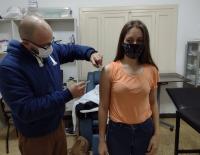 Sigue la vacunación en Aldea San Antonio