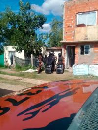 En dos allanamientos secuestran cocaína y dinero proveniente del narcomenudeo