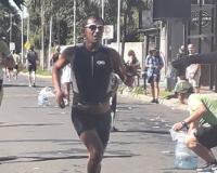 Ricardo Fariña ganó su categoría en el Triatlón de San Lorenzo