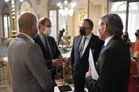 Firman convenio para asistir a productores entrerrianos afectados por la sequía