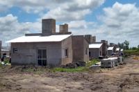 La Provincia rubricó convenios para construir 40 viviendas en Gualeguaychú y Urdinarrain