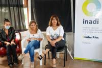 Junto a Victoria Donda  se llevó a cabo la charla   “Verano sin discriminación”