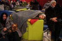 Nuevo fracaso en la evacuación de civiles en ciudad sureña de Ucrania mientras siguen los combates