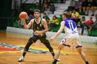 Racing pisó fuerte y festejó en casa