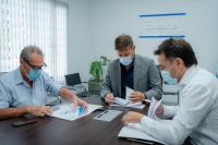 El Becario acuerda acciones con Industria y Comercio en beneficio  de los estudiantes