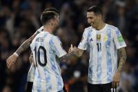 Mensajes inquietantes: Messi pone en duda su futuro en la Selección y Di María desliza el retiro
