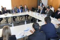 Ciudades argentinas, uruguayas, y brasileñas impulsan el dragado del río Uruguay a 34 pies