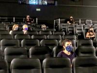 Menos espectadores en cines, más diarios y 10.500 parajes, una radiografía de la Argentina actual