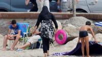Francia veta el uso de burkini