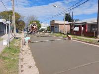 Mi barrio tiene acceso: tres cuadras de calle Simón son pavimentadas