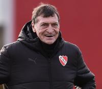 Independiente recibe al entonado Huracán 