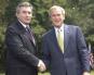 Gordon Brown anuncia  que relaciones entre GB y  EEUU serán más estrechas