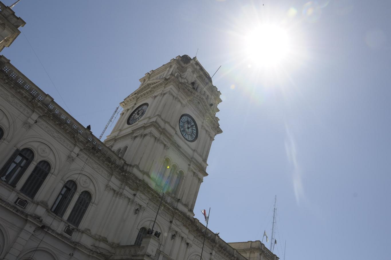 El Ministro de Economía recibe hoy a legisladores para abordar el proyecto de presupuesto 