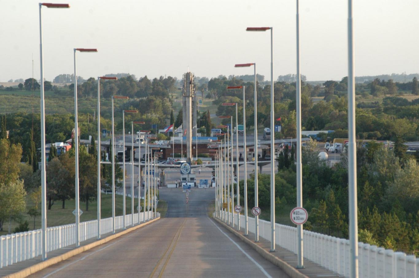 Ciudades de la costa del Uruguay piden la reapertura de la frontera
