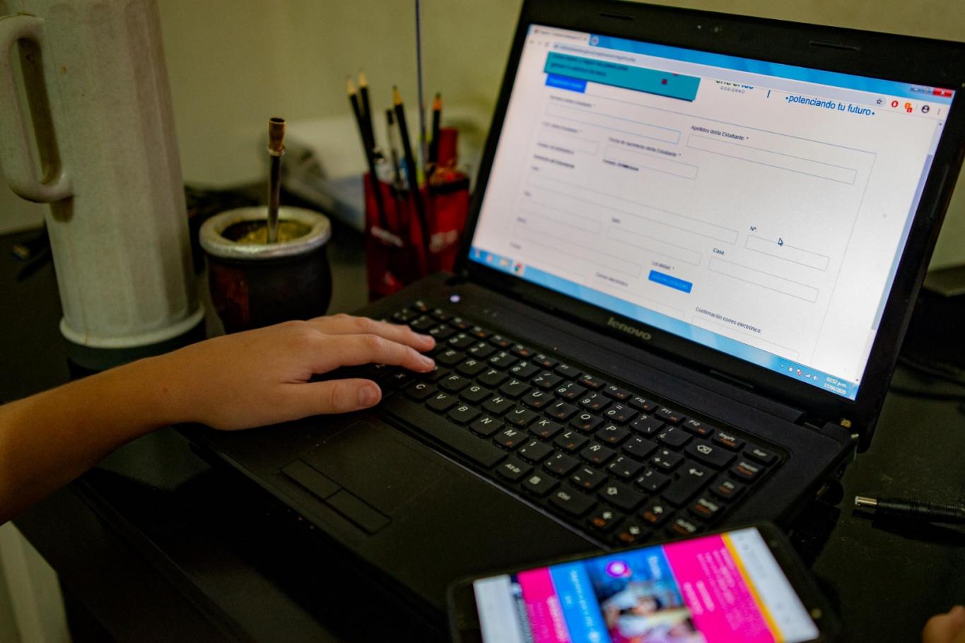 El 22 de febrero comenzará  la inscripción para las becas   secundarias del Becario