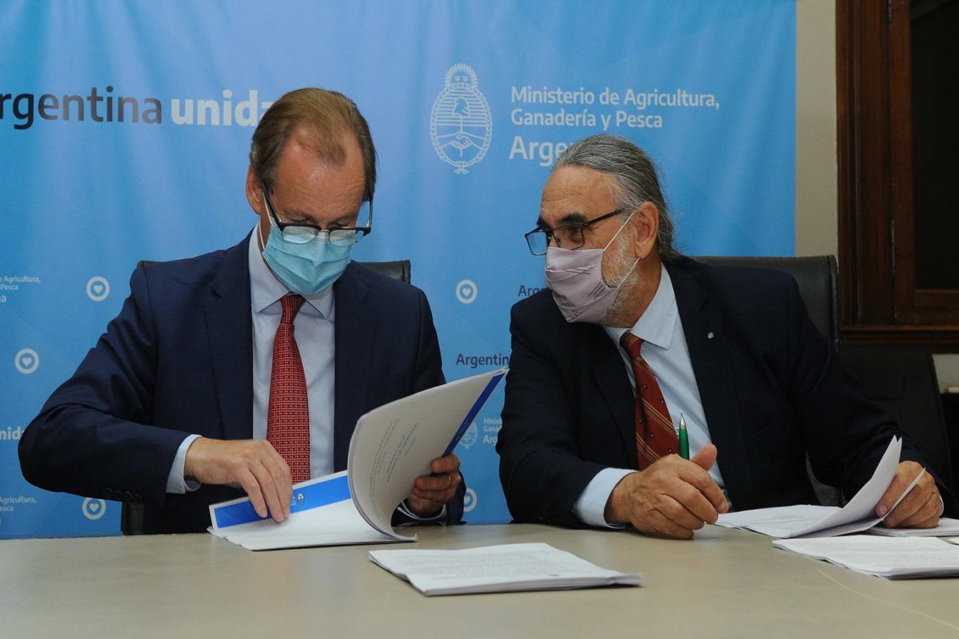 Bordet acordó con Nación una inversión de 83 millones de pesos para mejorar caminos rurales