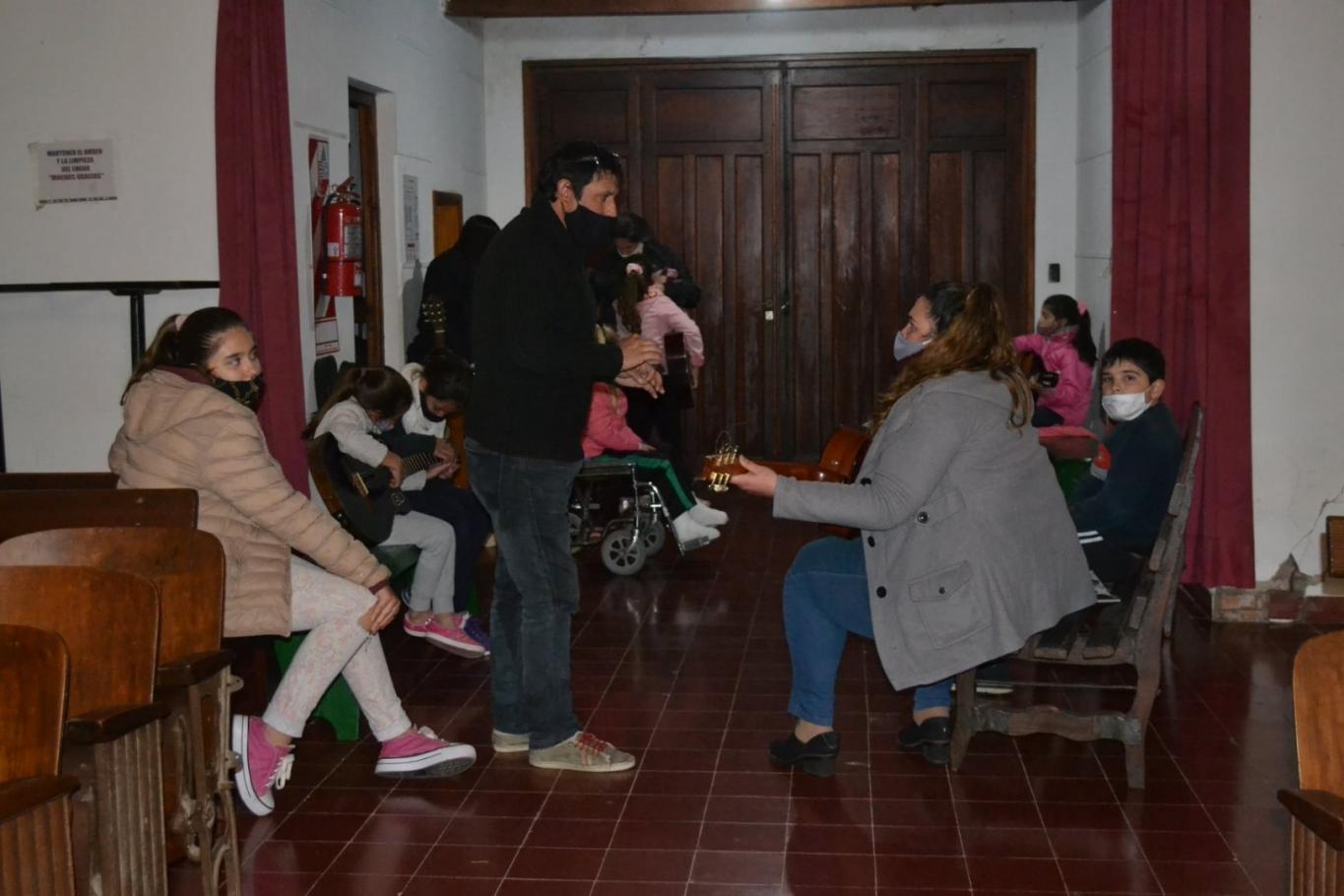 Gilbert: La Banda Musical de Instrumentos comenzó su ciclo lectivo