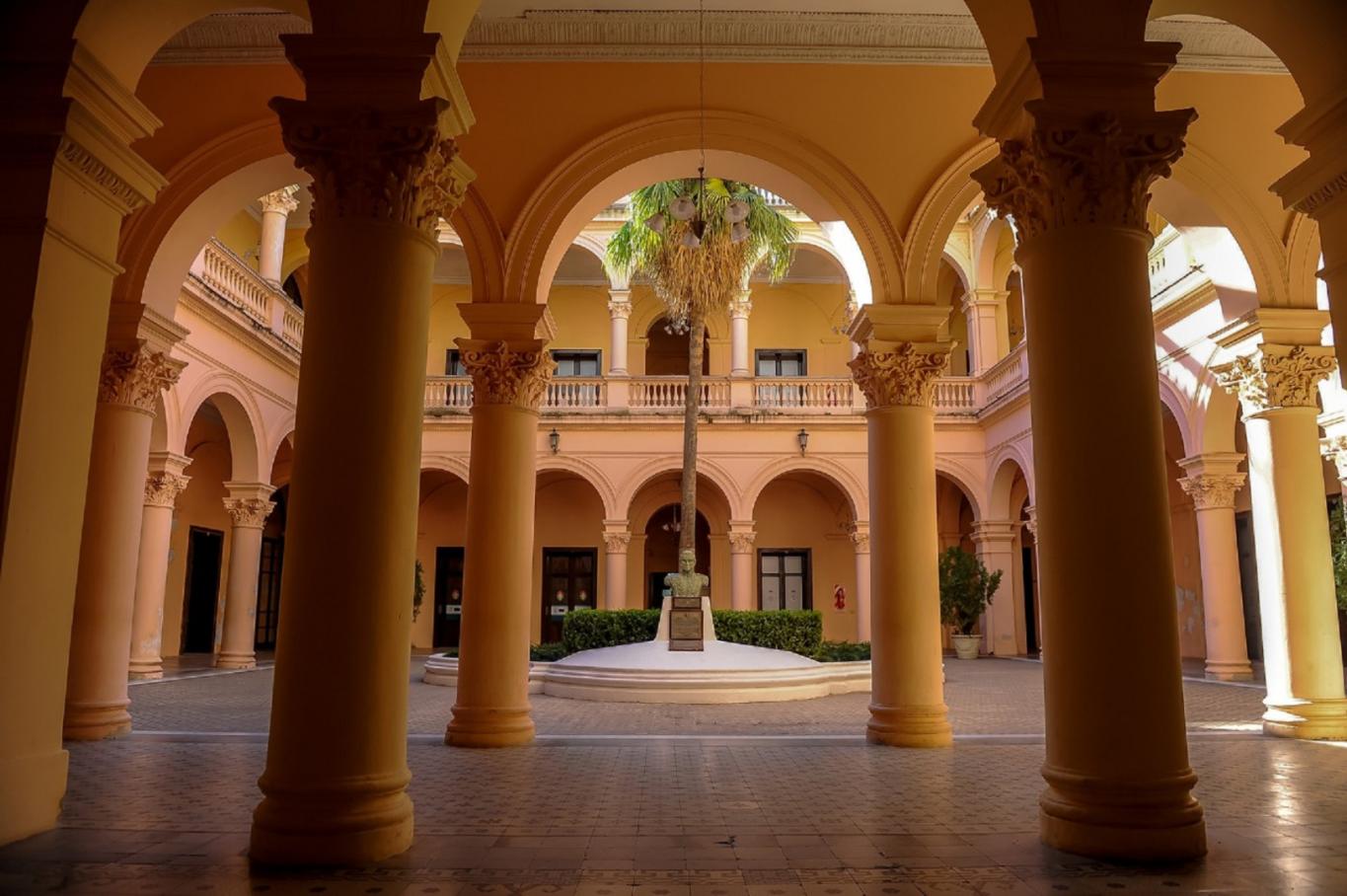 Con restricciones, la Administración Pública   provincial retorna a la  presencialidad