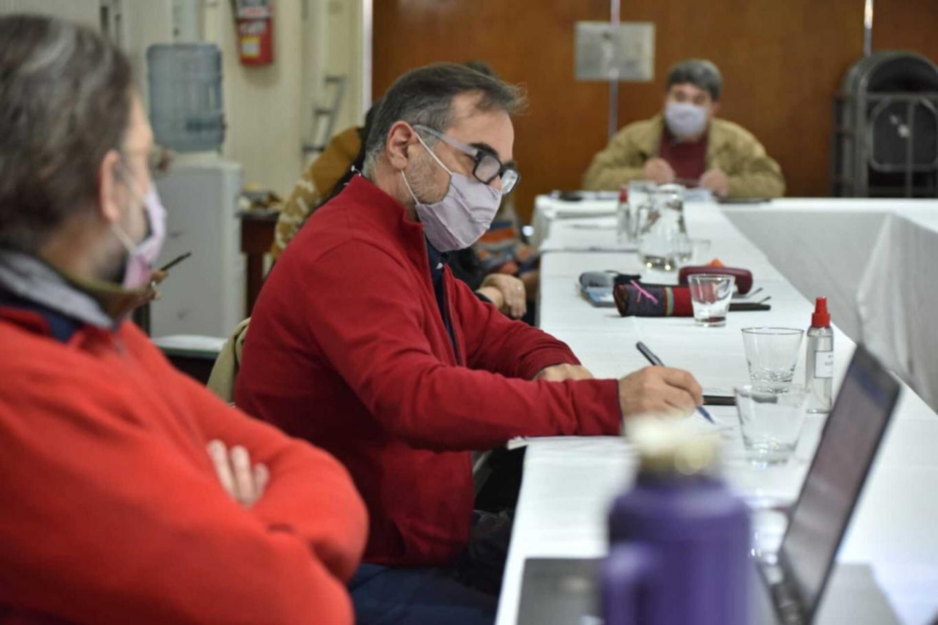 Se  titularizan 60 mil horas cátedra de Secundaria