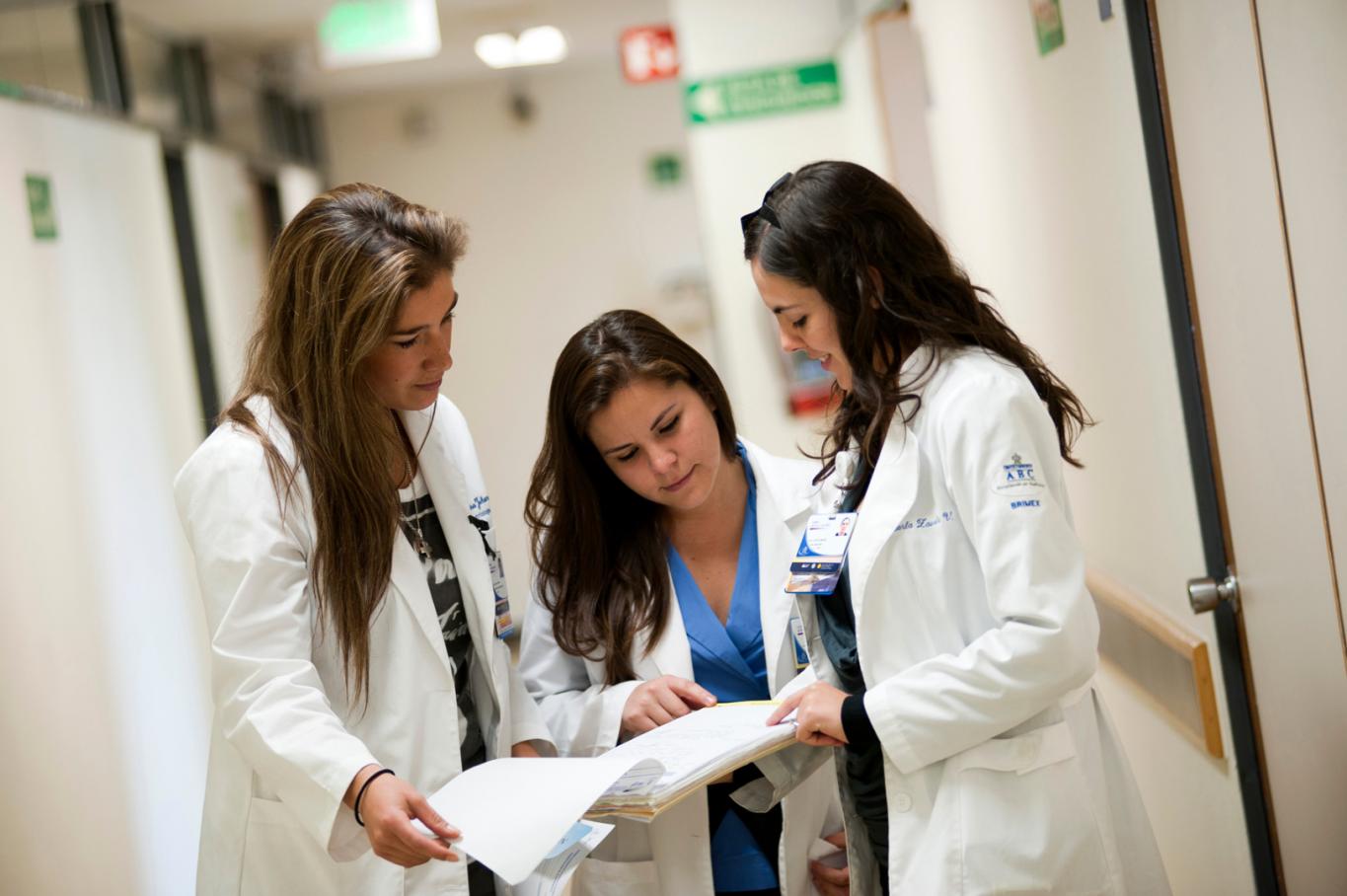 Día del Residente: El Hospital saluda y  destaca el rol clave en la salud pública