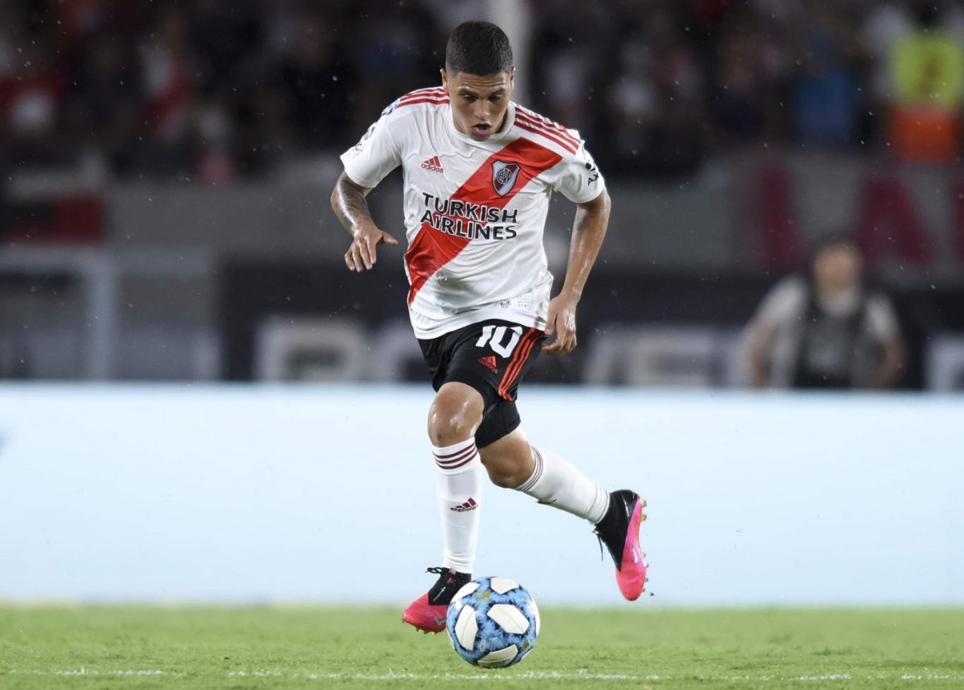 River, con Juanfer Quintero y Barco, goleó a Tristán Suárez en un amistoso
