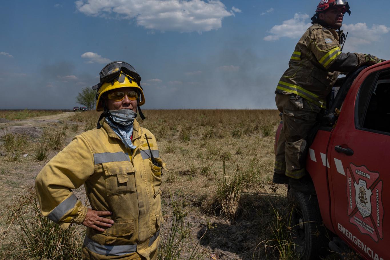 Brigadistas de distintas provincias  siguen el combaten a los 17 focos   de incendios en Corrientes