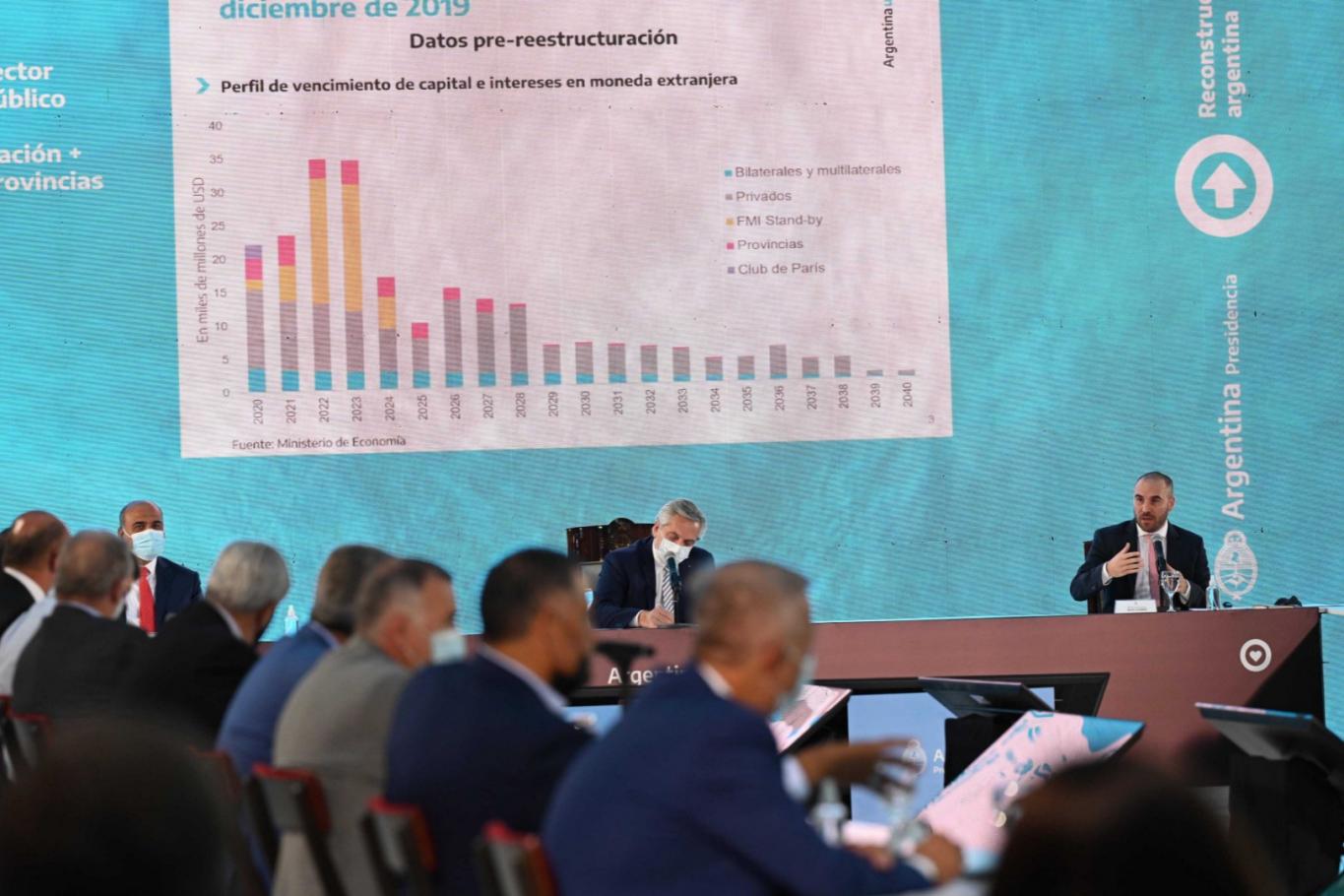 El Gobierno selló el acuerdo con el staff del FMI y comienza el debate parlamentario