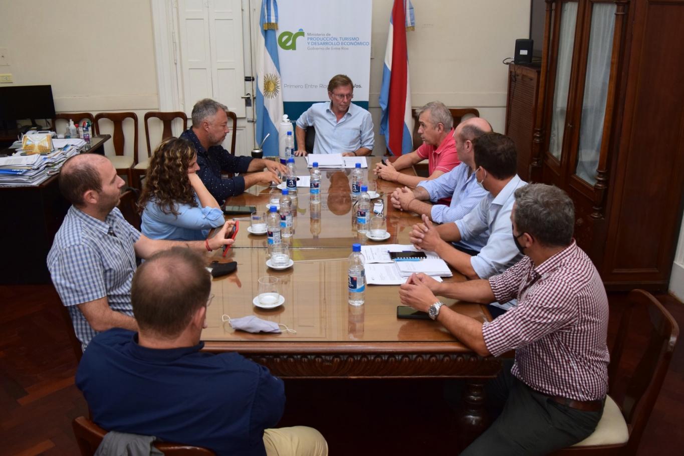 Turismo: el gobierno trabaja  con prestadores una agenda  común para Semana Santa