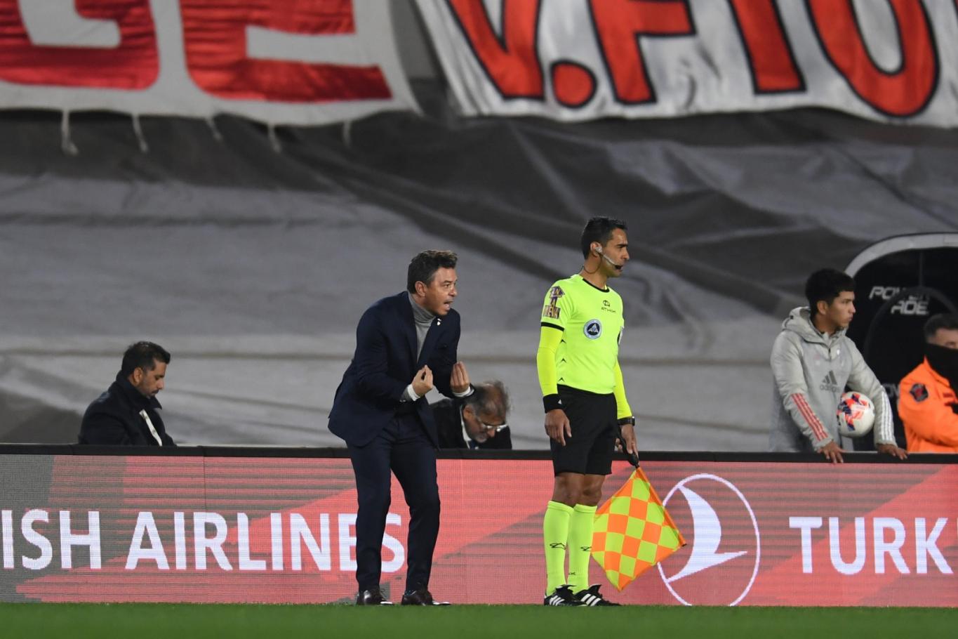 River Plate enfrenta a Barracas Central con la obligación de volver al triunfo