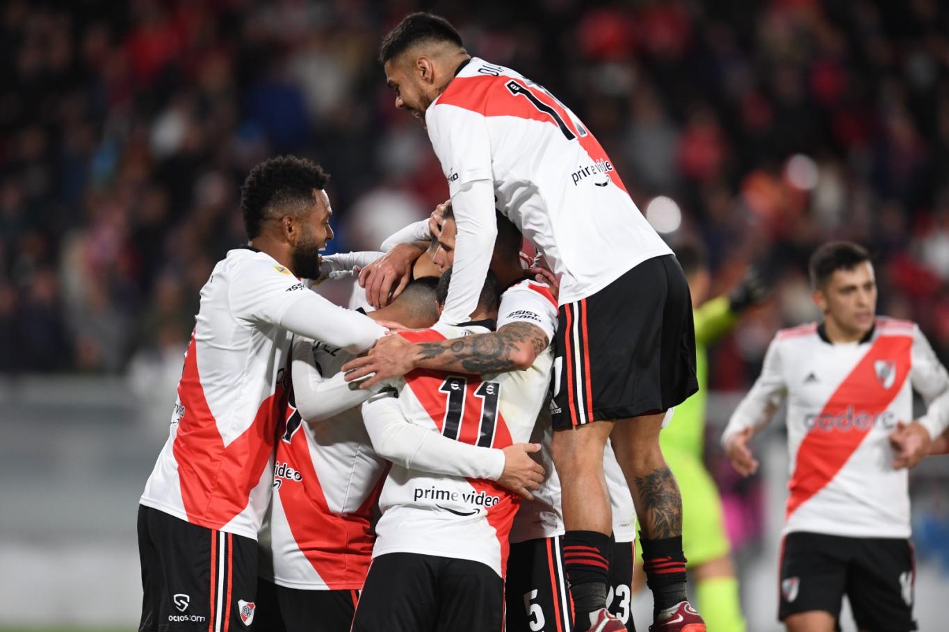 River le ganó en el descuento a un Independiente que juega más afuera que dentro de la cancha