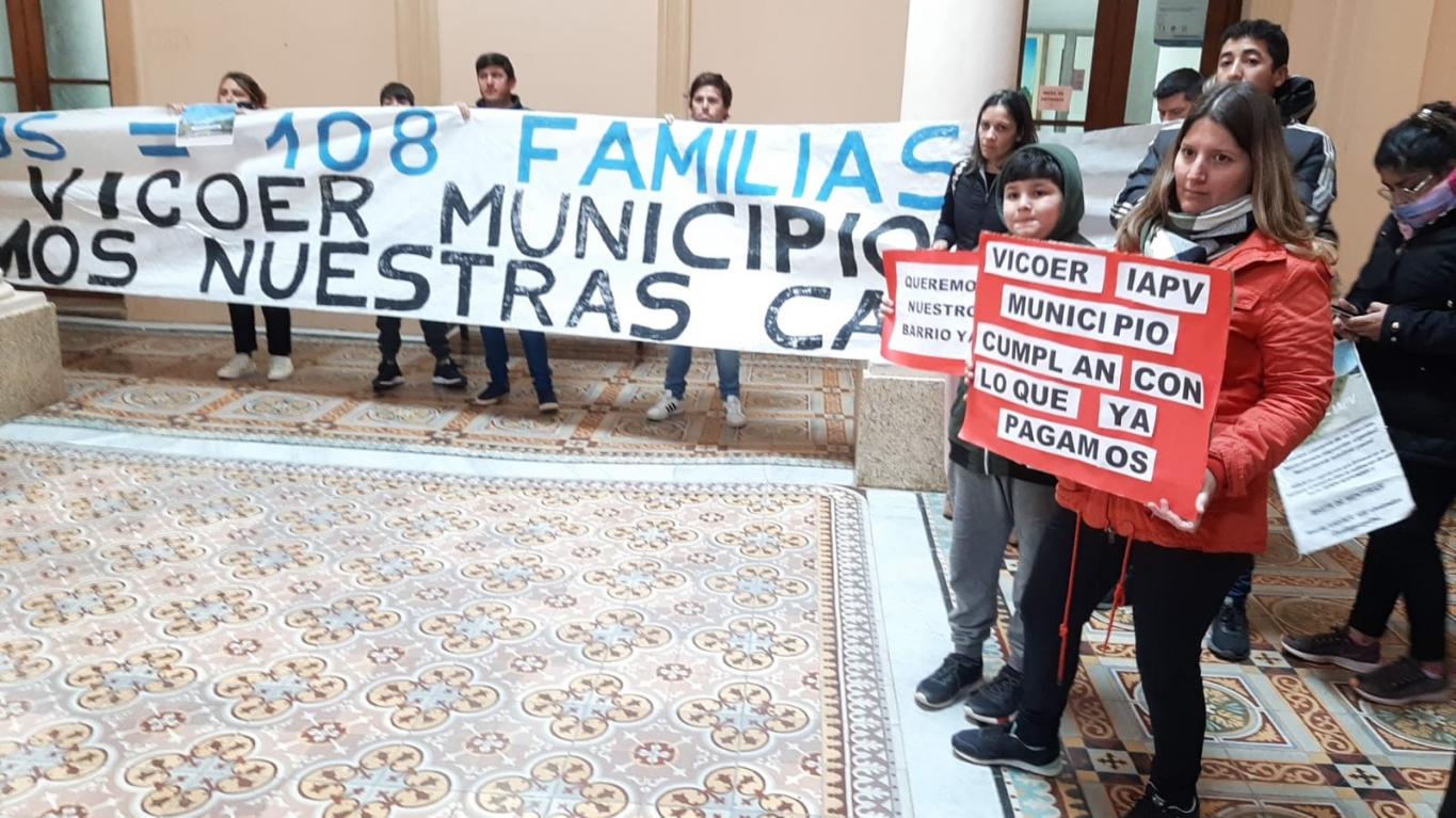 Beneficiarios de 108 viviendas se movilizaron en el municipio